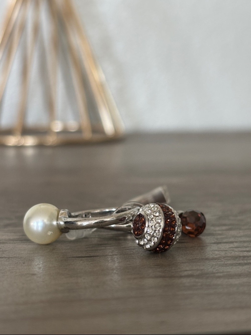 Henri Bendel pearl stack ring set size 6 NWT - Picture 3 of 7